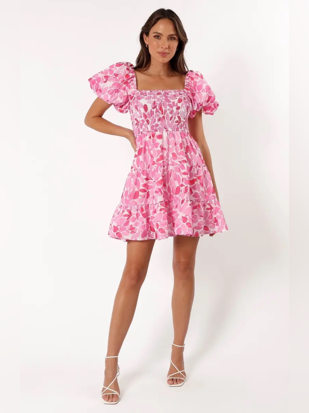 Petal & Pup Alisyn Puff Sleeve Minidress
Pink Floral Dress Size XL